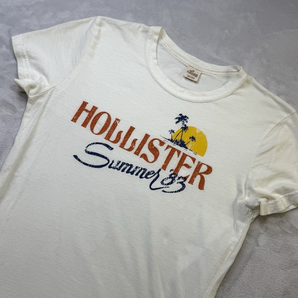 Y2K Hollister Summer 83 Graphic T Shirt Women's Large White Beach Logo Tee
